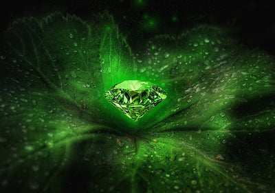 Lo Smeraldo: Significati Profondi e Proprietà Straordinarie