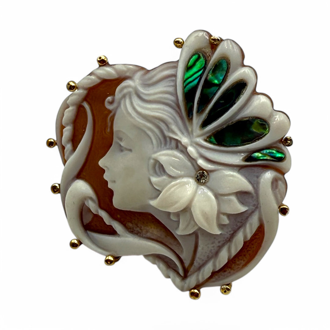 Anello “dama butterfly” di cammeo montato in argento