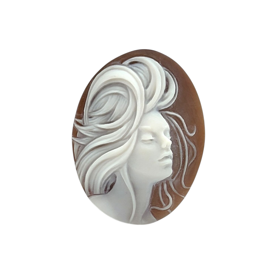 "Dreamer Goddess" Ring in Sardonic Cameo