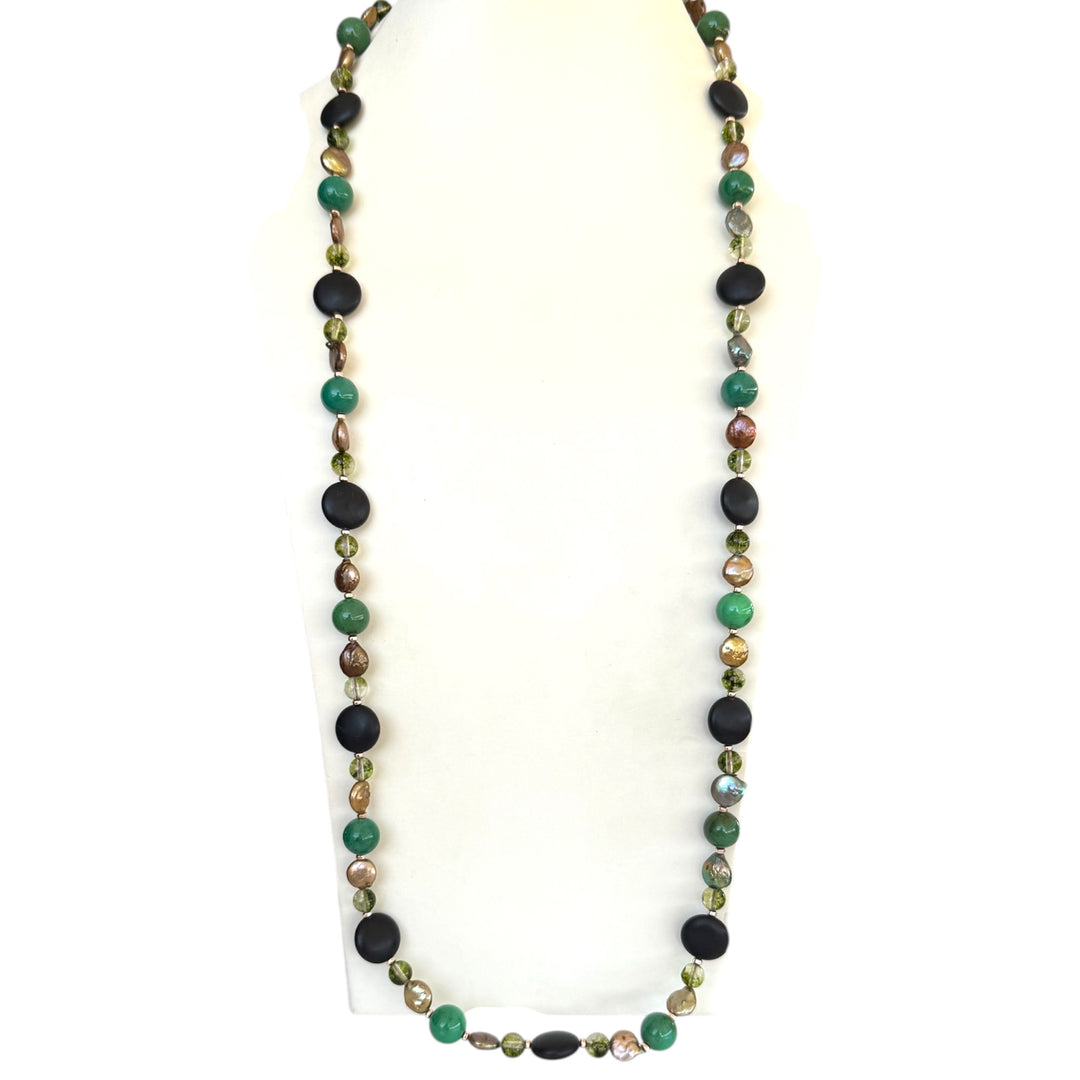 Agate necklace, wood, pearls mounted on gold-plated silver