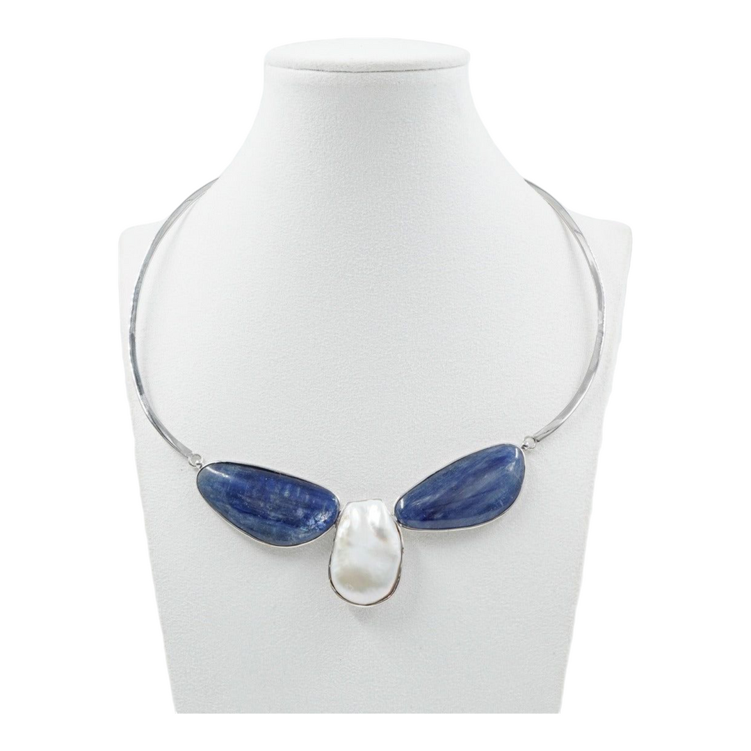 Collana cianite e perla montato su argento