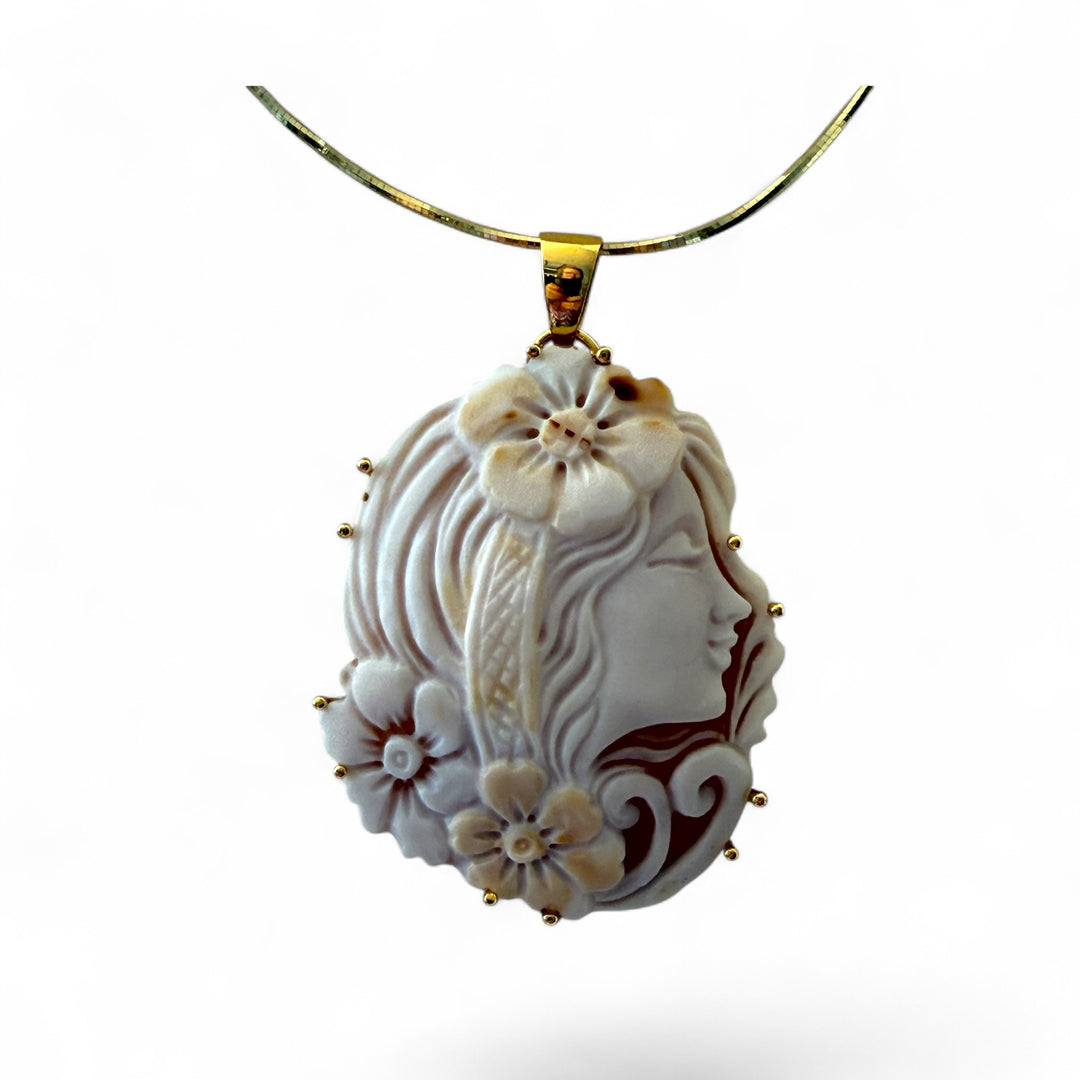 "Designer Pendant" Necklace with Sardonic Cameo Mounted in Silver
