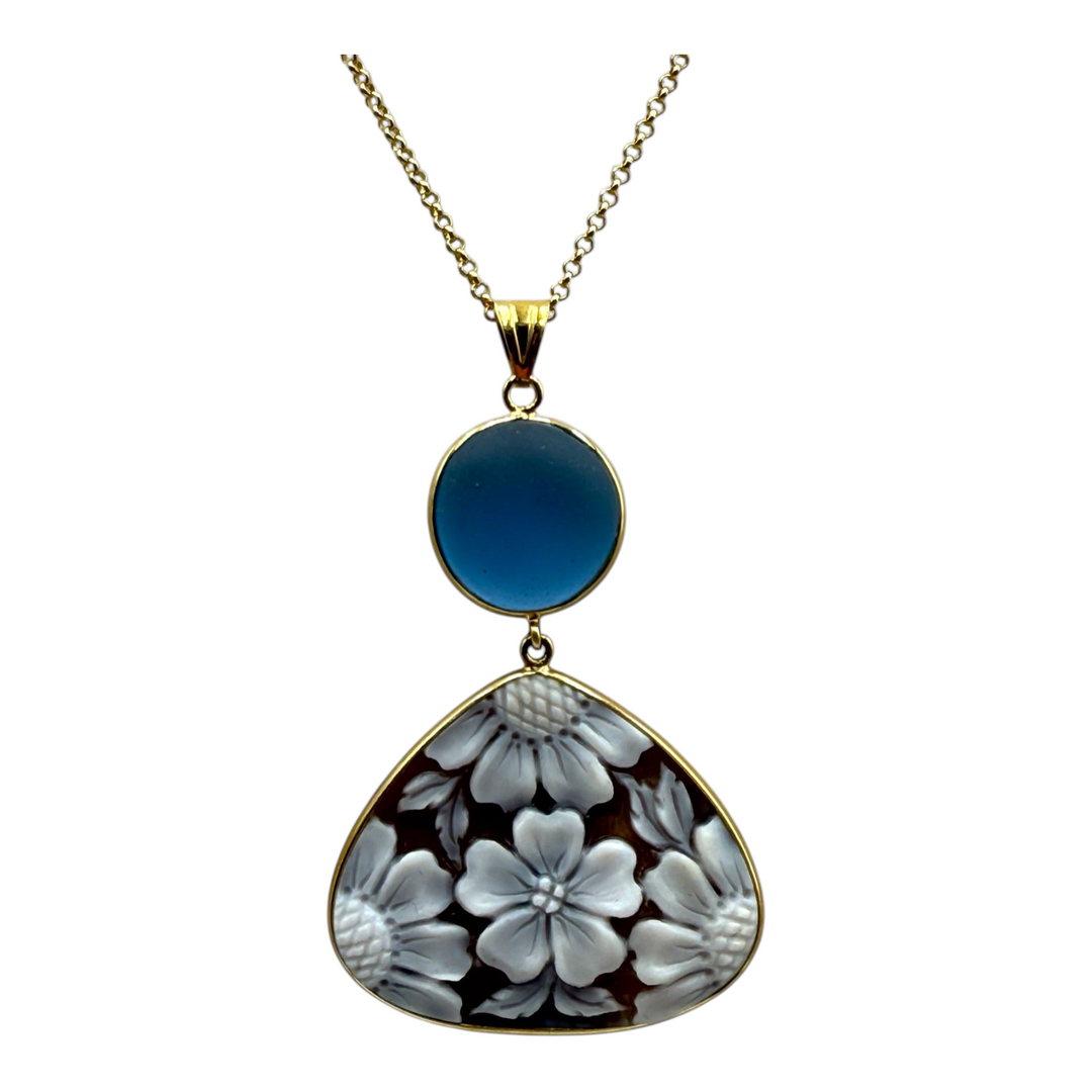 Cameo and Agate flower necklace mounted on silver