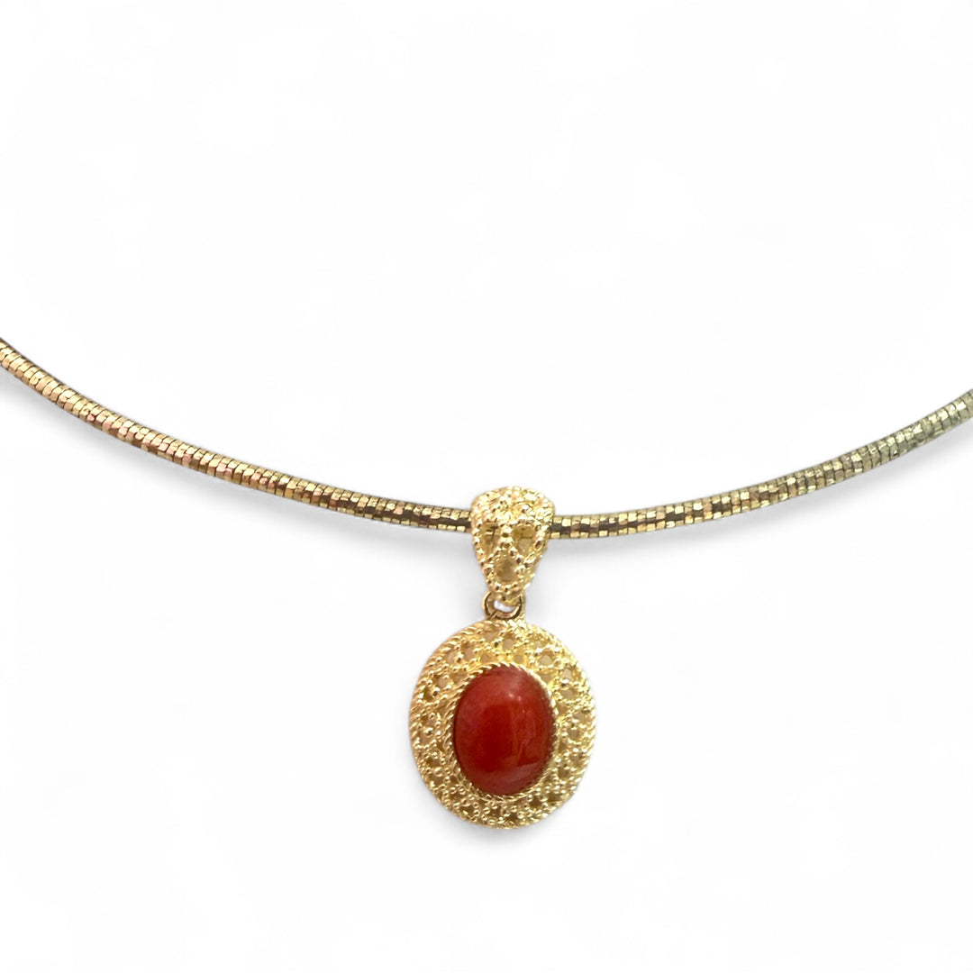 End of collection - round coral necklace mounted in silver