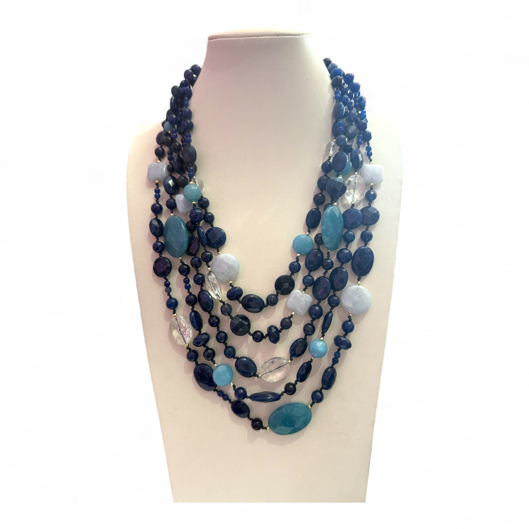 Multi-strand necklace in agate and semi-precious stones mounted on mother-of-pearl