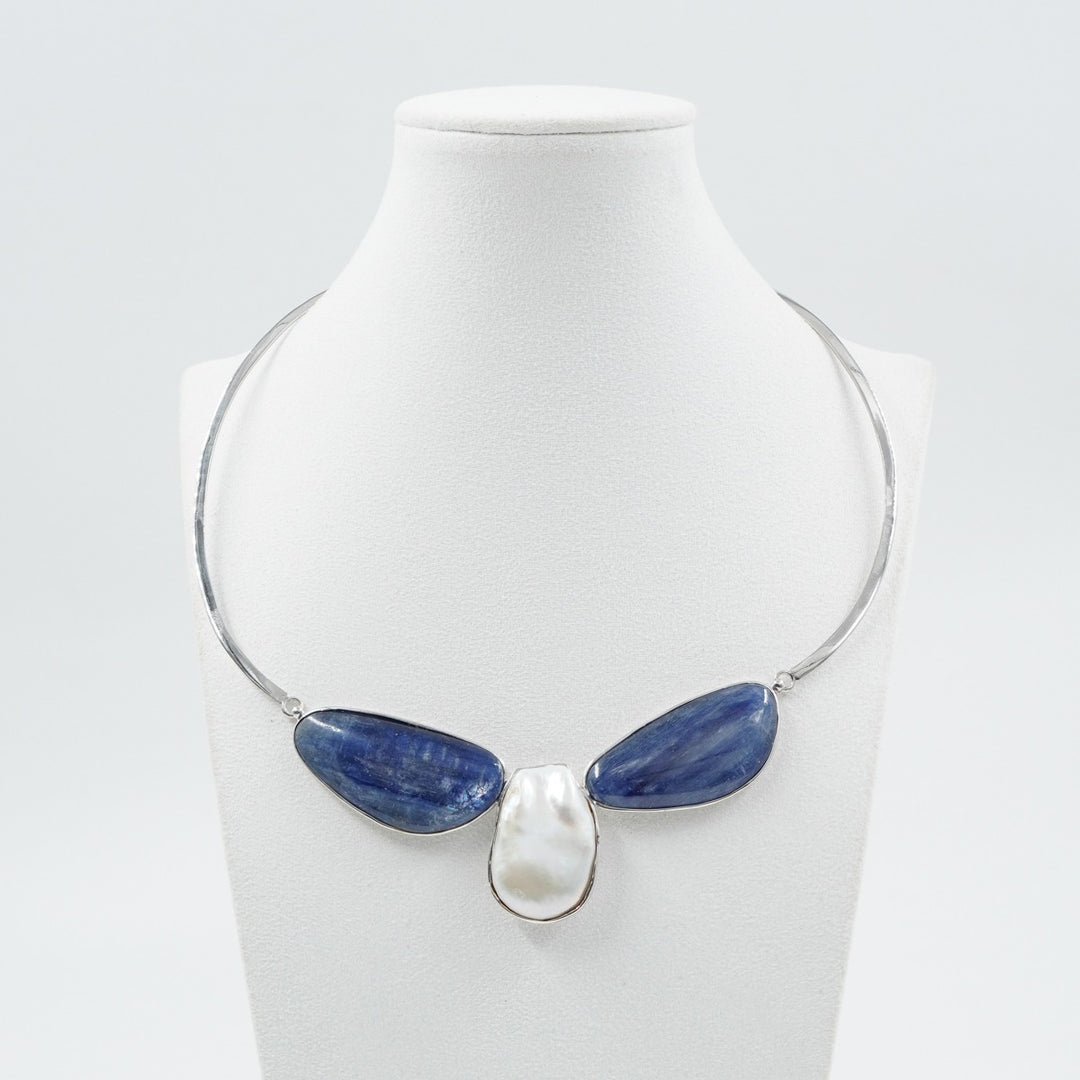 Collana cianite e perla montato su argento