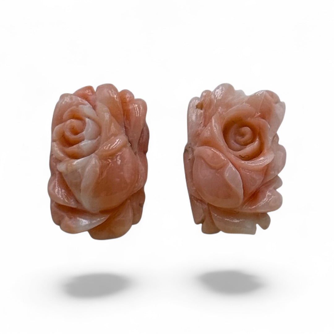 Orecchini “rosa di corallo” montato in argento placcato oro