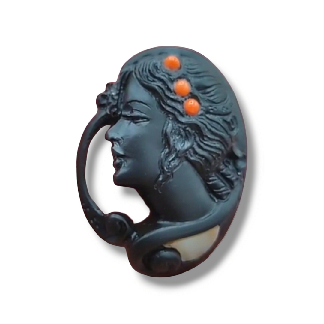 Goddess pendant on blue agate