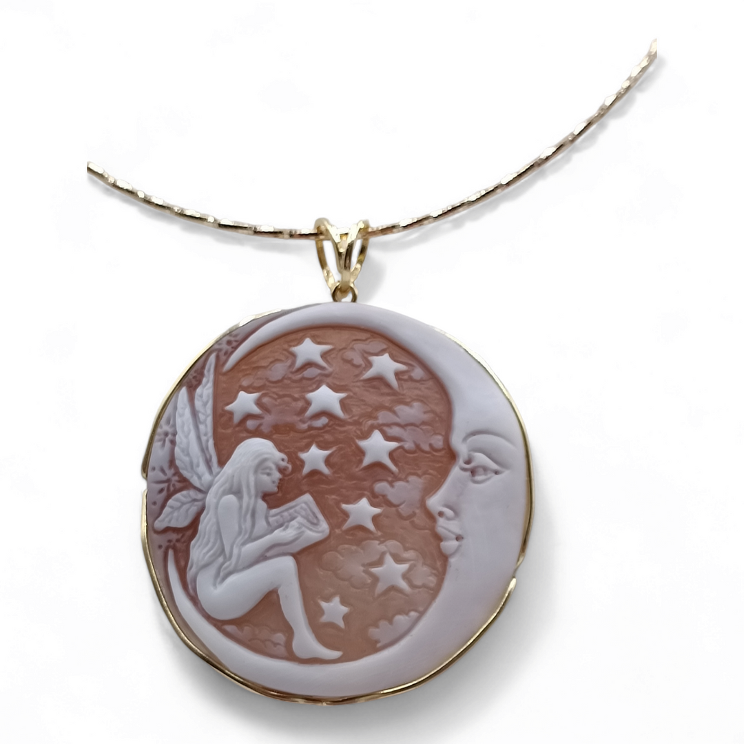 Moon and stars pendant in cameo mounted on silver