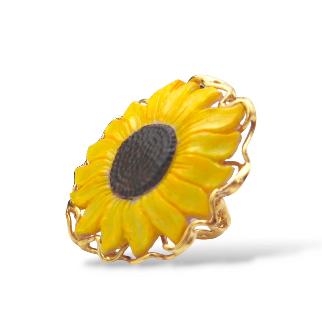Anello girasole in cammeo montato su argento