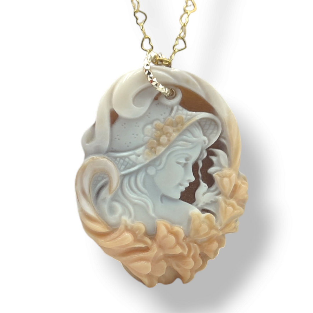 "Charming Lady" Pendant Necklace in Sardonic Cameo Mounted on Silver