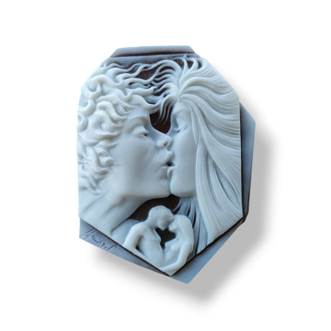 Ciondolo "amore eterno" in cammeo sardonico