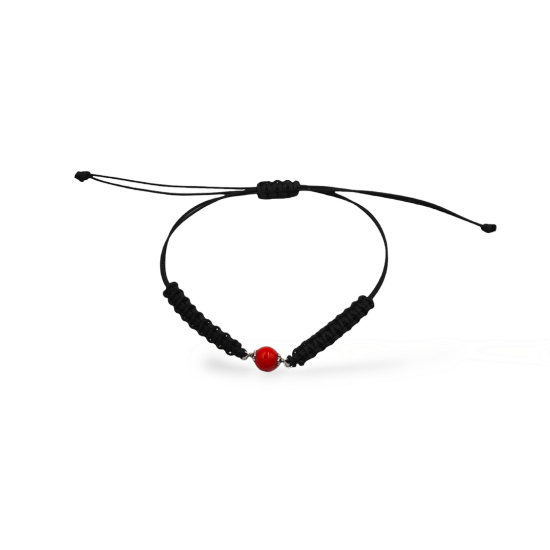 Rubber bracelet and cameo letter