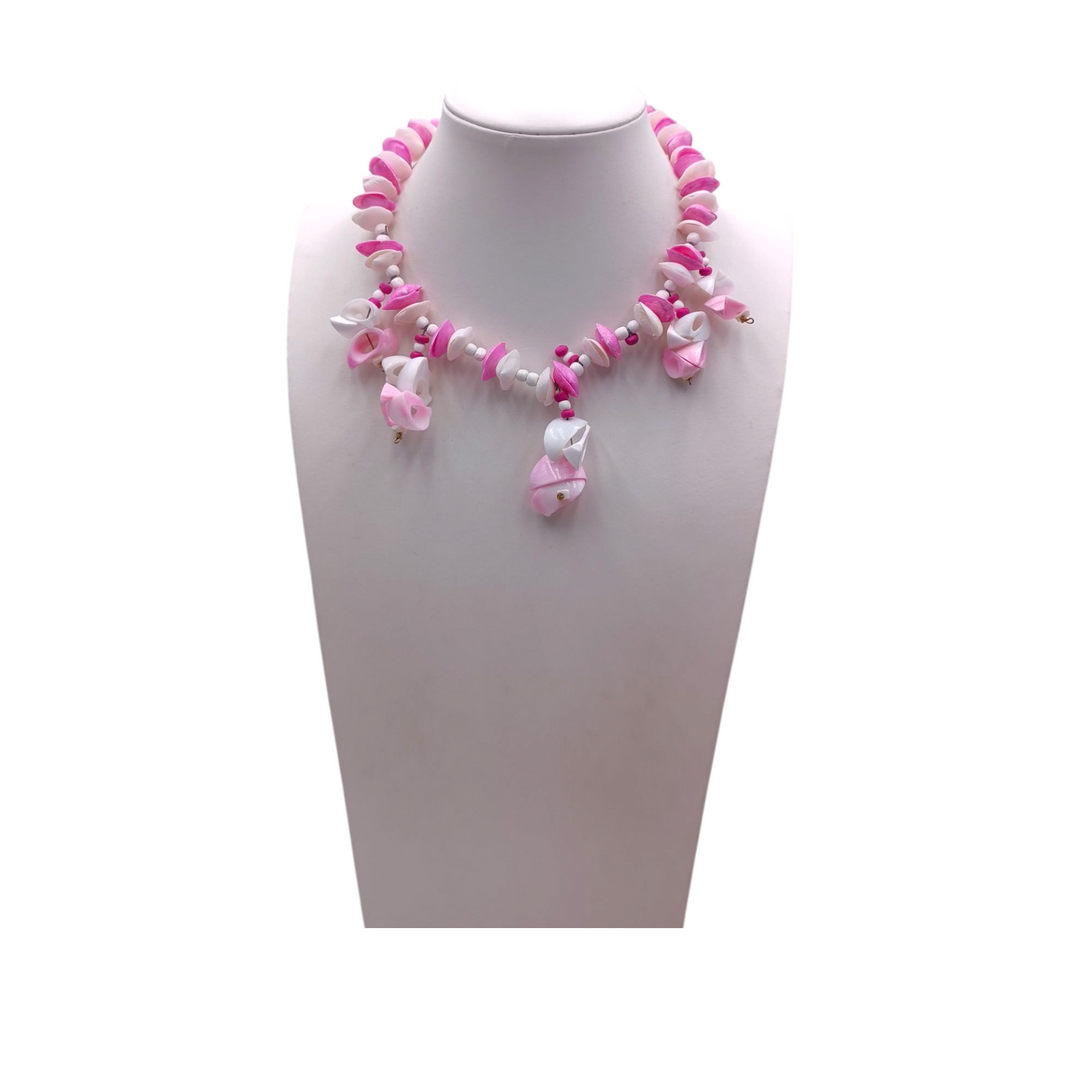 End of collection - mother of pearl shell necklace