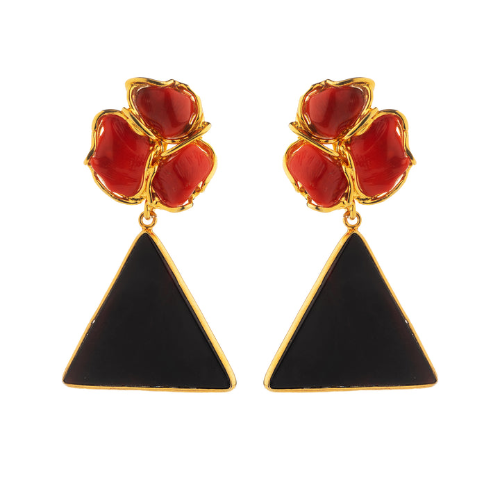 Triangle earrings in agate and red coral mounted on silver