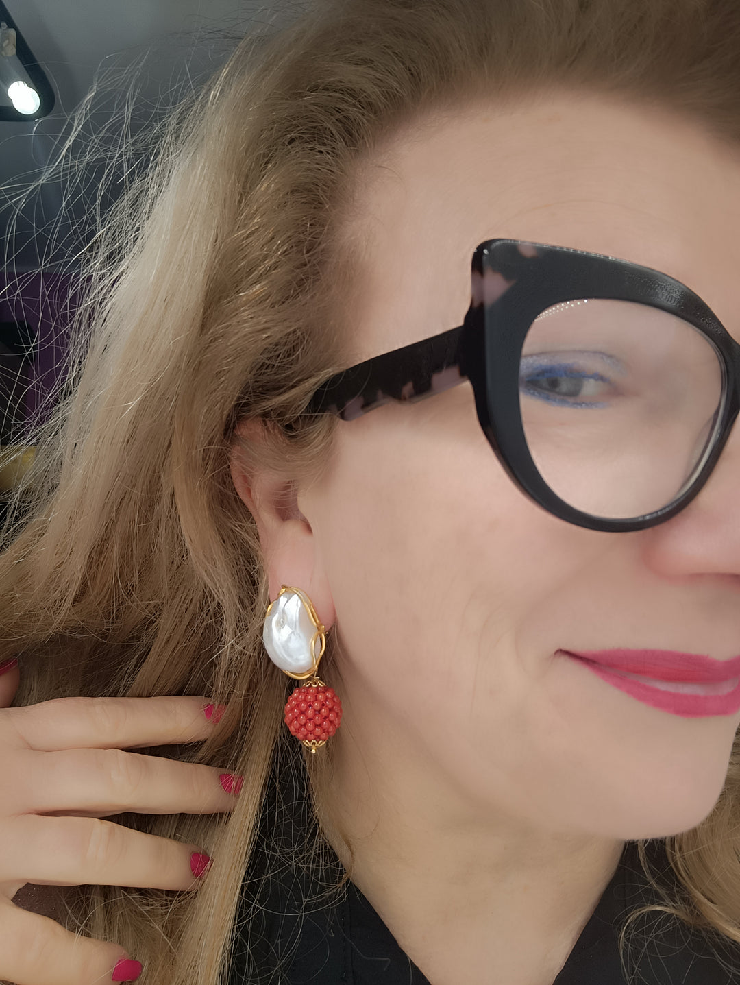 Scaramazza pearl and red coral earrings mounted on silver