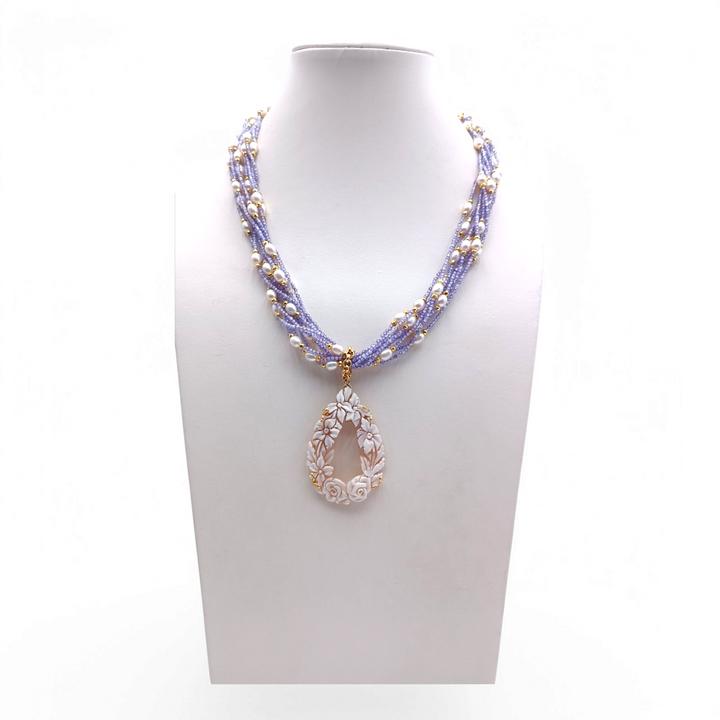 Drop cameo necklace with zirconia mounted on silver