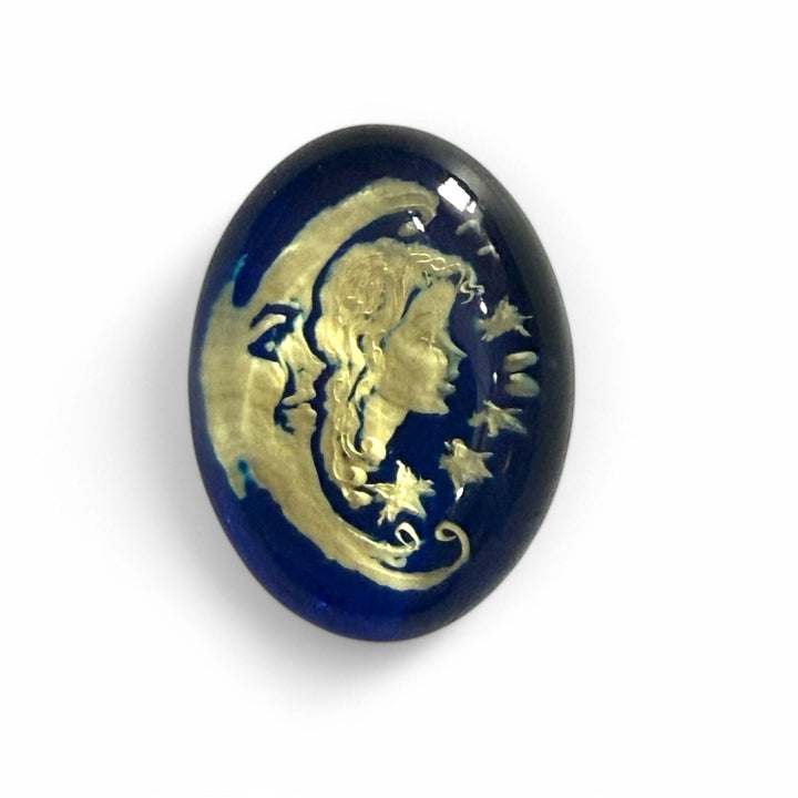 End of collection - Retro-engraved "dama luna" ring in blue amber set in silver