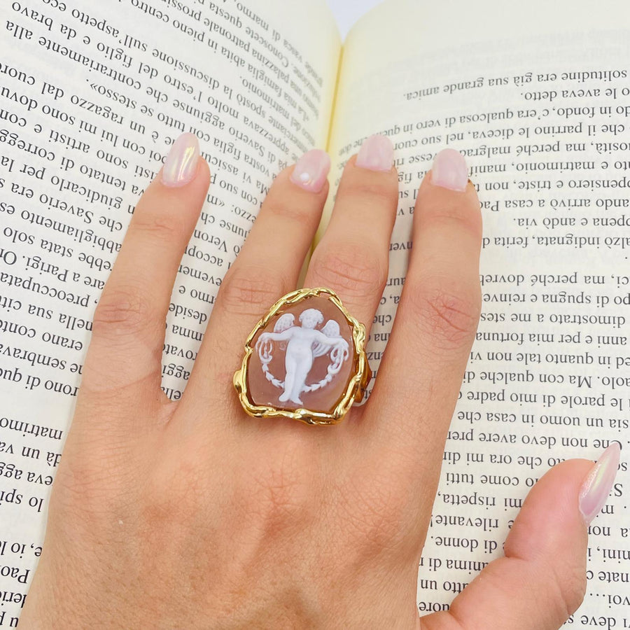 CAMEO "ANGEL" RING MOUNTED ON SILVER