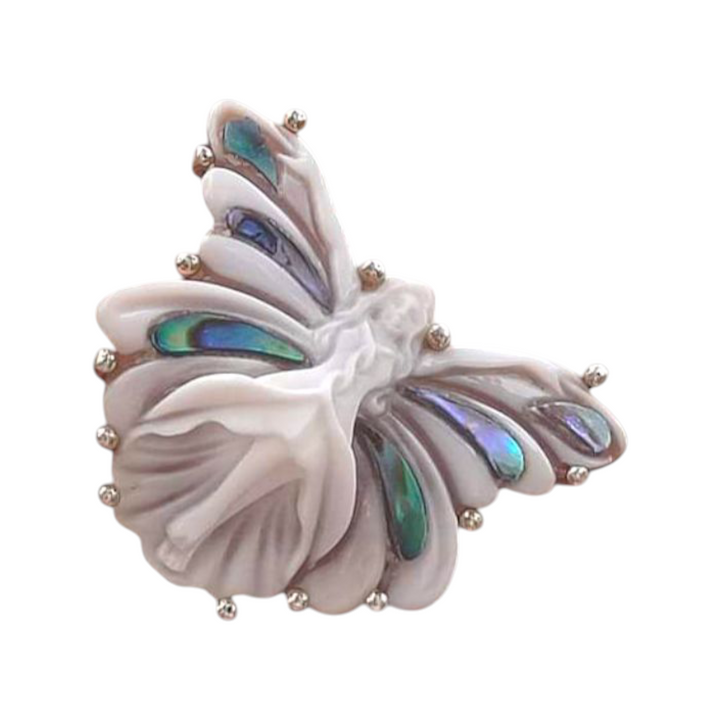 "BUTTERFLY GODDESS" CAMEO RING MOUNTED IN SILVER