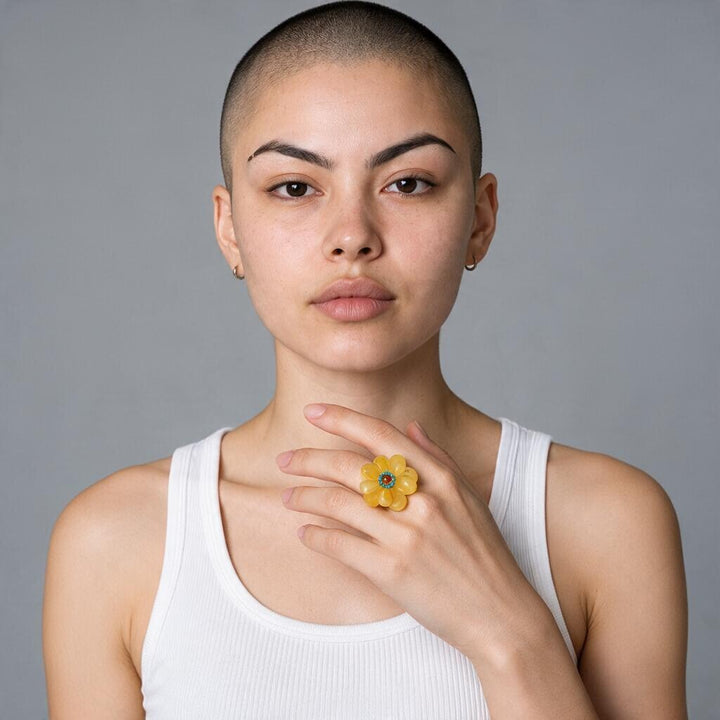 Anelli Fiore di Ambra gialla montati in Argento Dorato