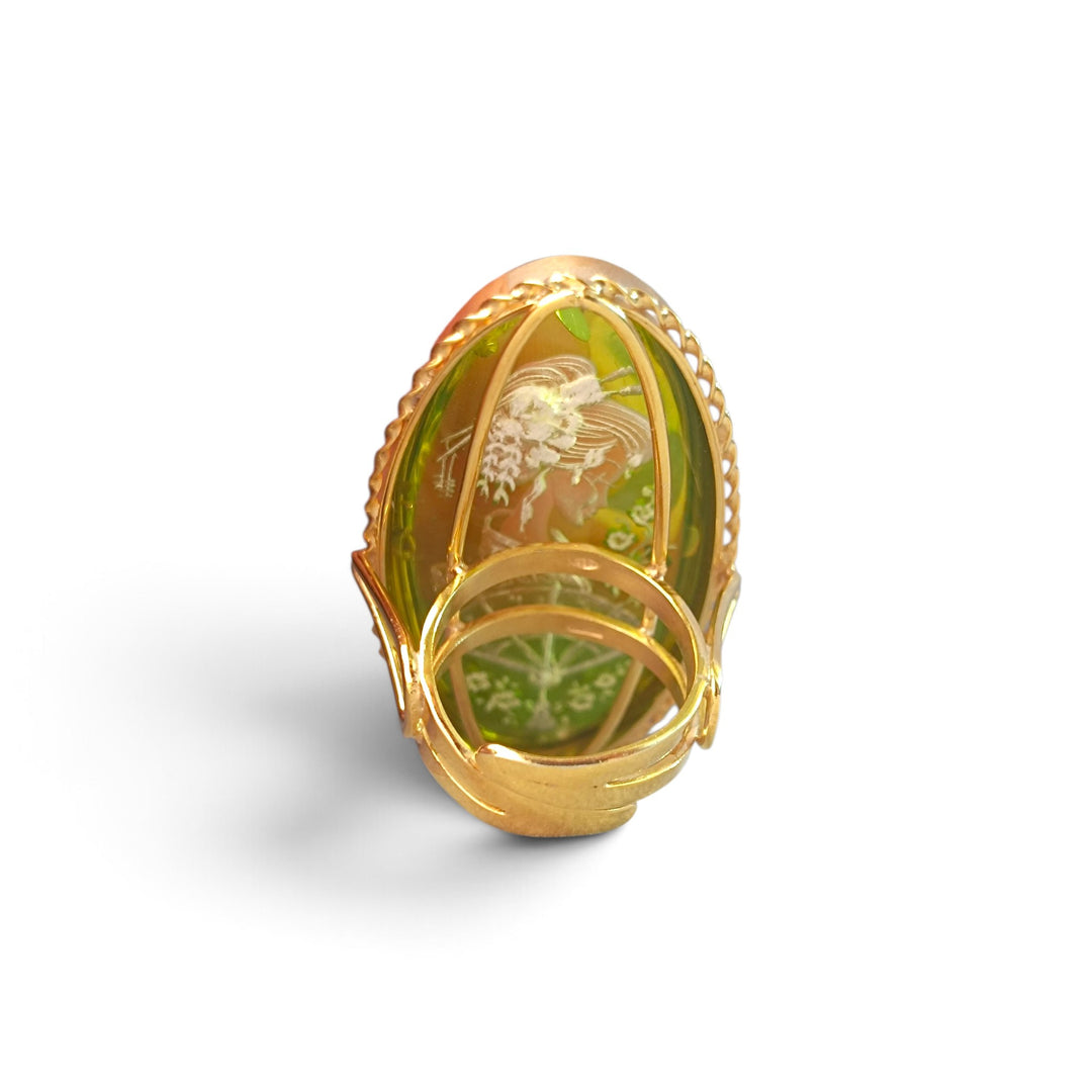 Anello Geisha di Ambra montato in Argento Dorato