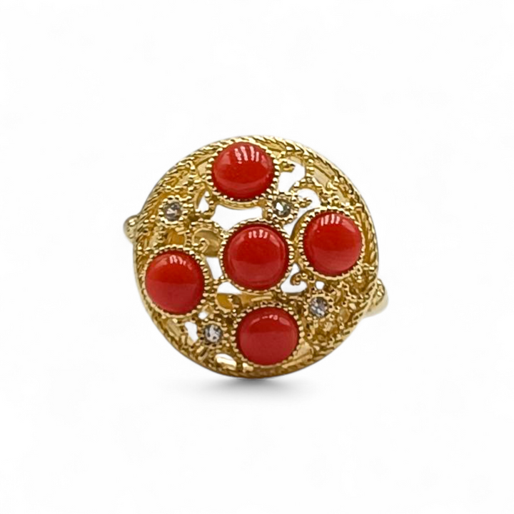 Anello di Corallo e Zirconi montato in Argento Dorato