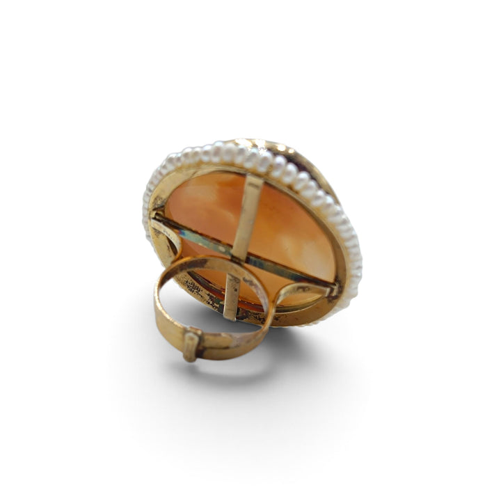 Anello Dama di Cammeo e Perle montato in Argento Dorato