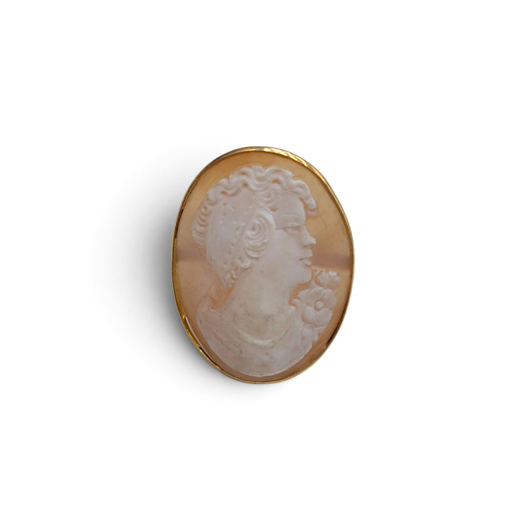 Anello Dama dei Fiori di Cammeo montato in Argento Dorato
