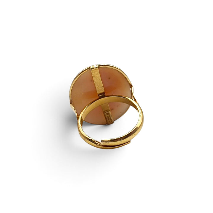 Anello Dea Afrodite di Cammeo montato in Argento Dorato