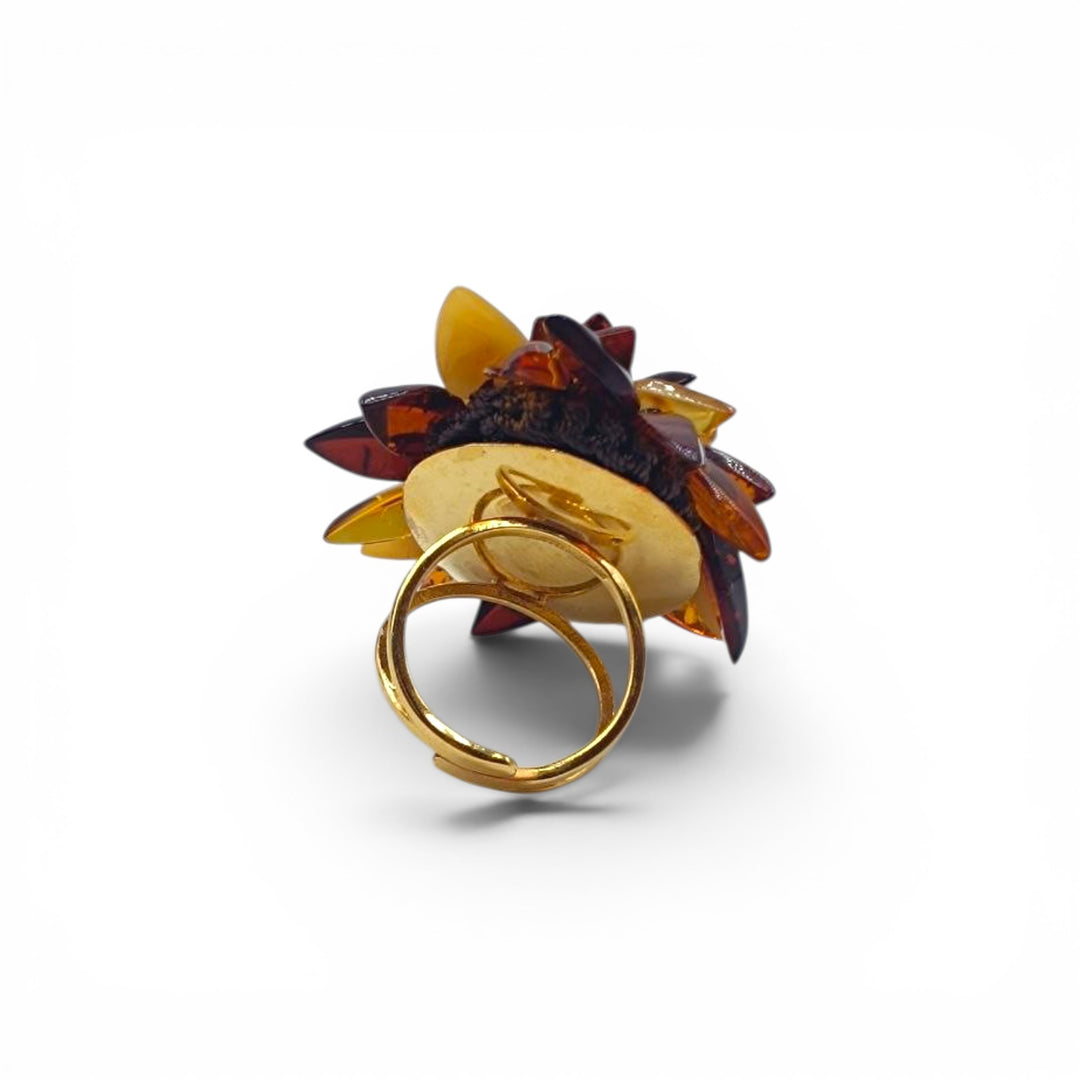 Anello Fiore di Ambra montato in Argento Dorato