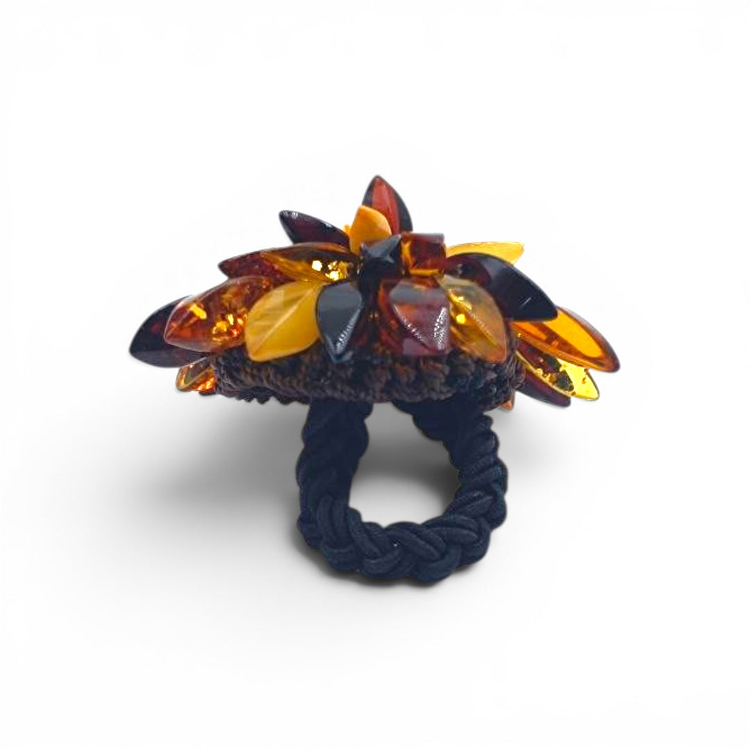 Anello Fiore di Ambra montato in Cotone