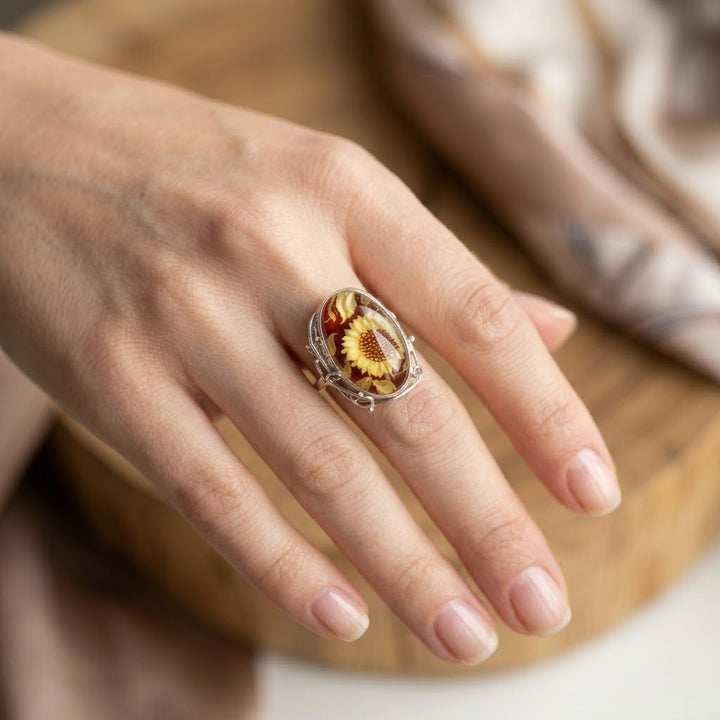 Anello Fiore di Ambra montato in Argento