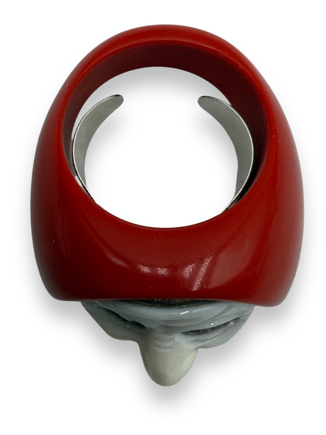 Anello maschera in cammeo montato su agata