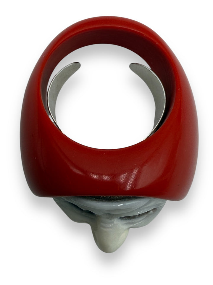 Anello maschera in cammeo montato su agata