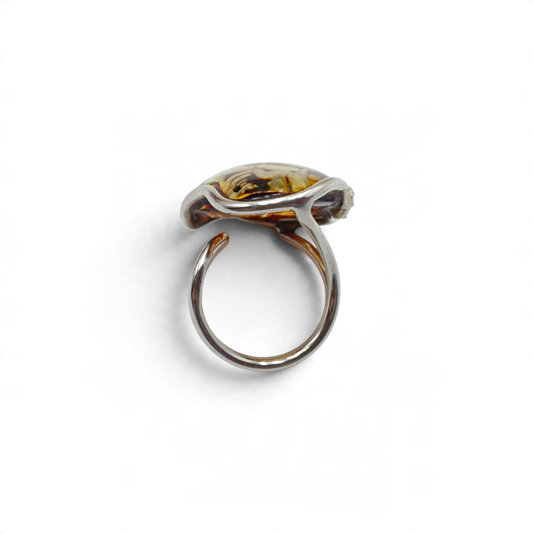 Anello Sirena di Ambra marrone montato in Argento