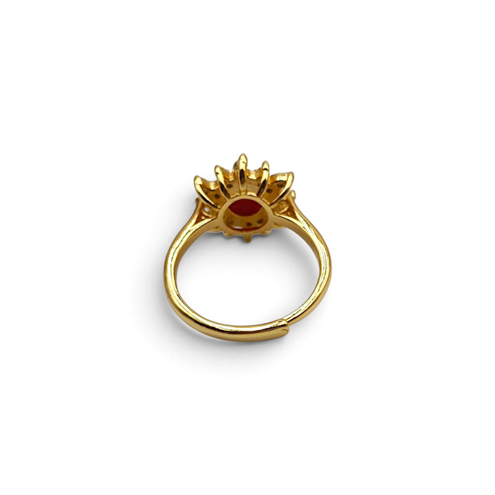 Anello Sole di Corallo e Zirconi montato in Argento Dorato