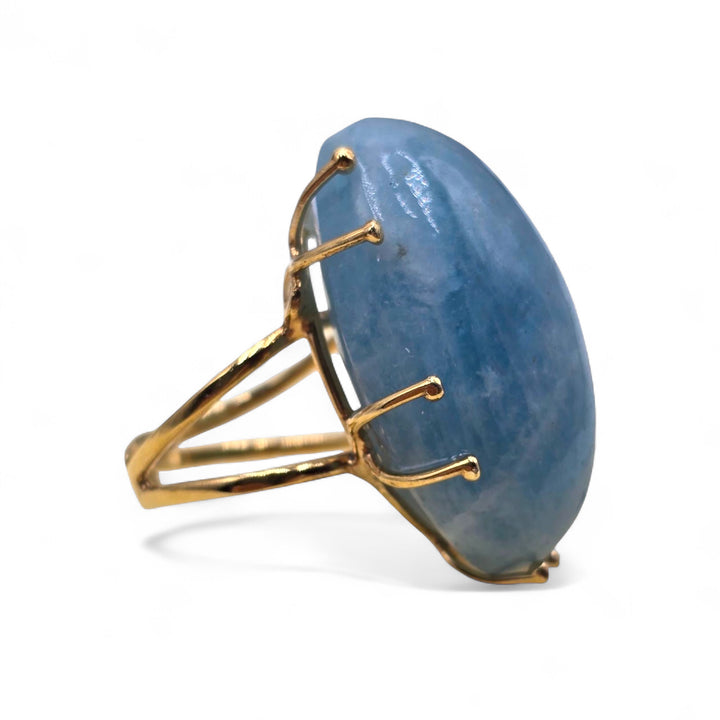 Anello “acquamarina milk” montato in argento galvanica oro