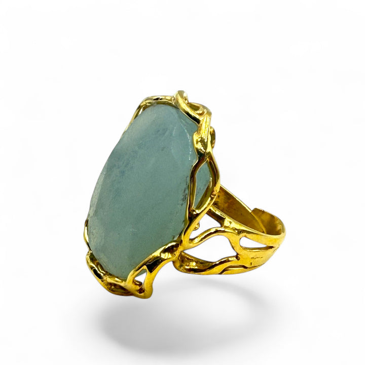 Anello acquamarina montato in argento dorato