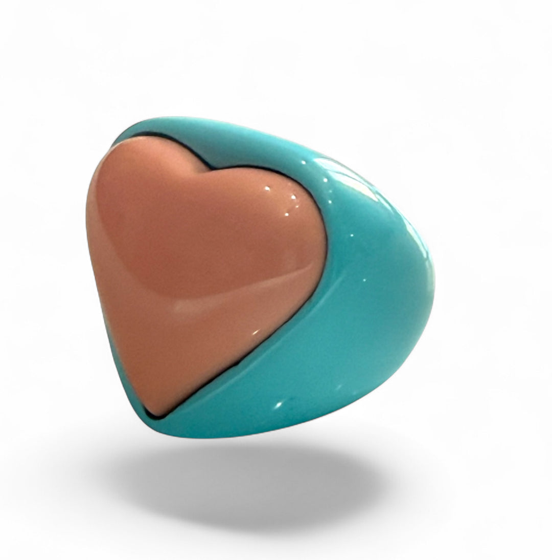 Pink heart ring in pink coral paste and turquoise paste with 4 flowers