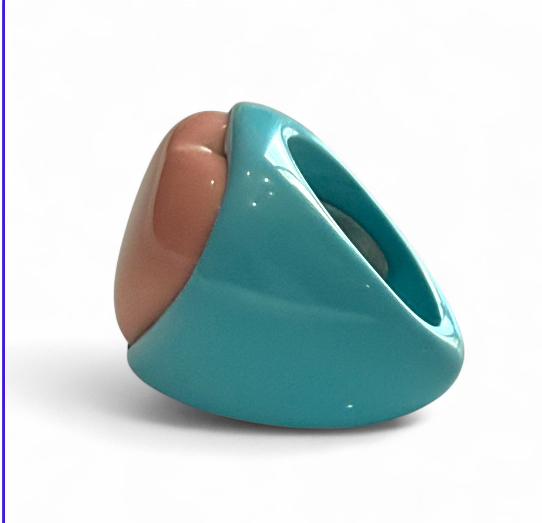 Pink heart ring in pink coral paste and turquoise paste with 4 flowers