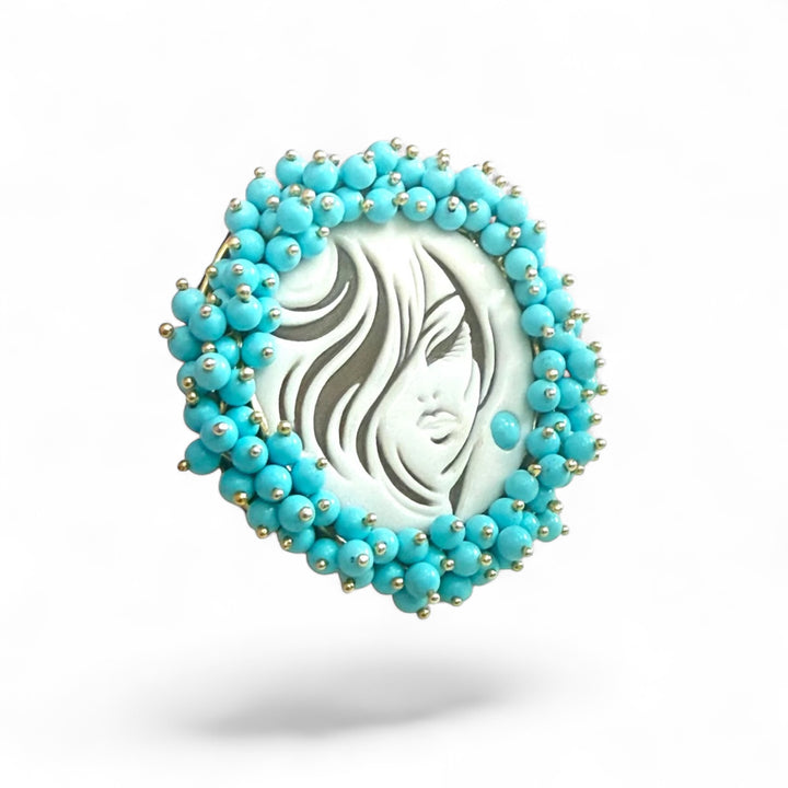 Anello “dama” Colorata con Cammeo, Madreperla Reale, Corallo e Tessitura in Pasta Turchese – Montata in Argento, Gioiello Artigianale Unico