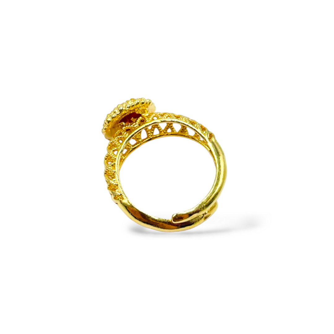 Anello di corallo montato in argento filigrana