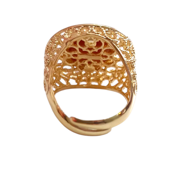 "Flower" ring in sardonyx cameo mounted on filigree silver