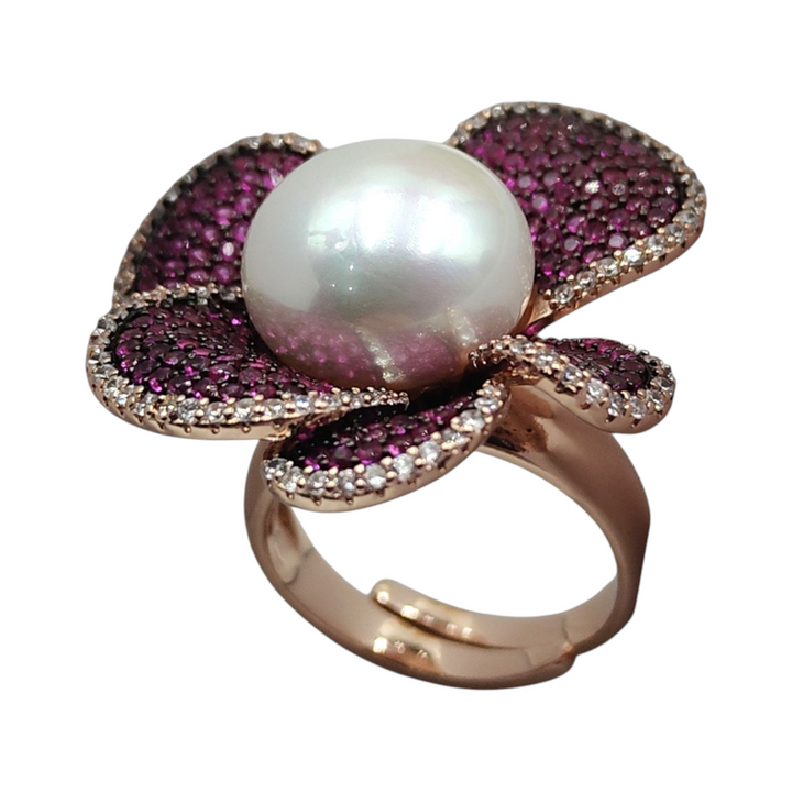 Anello fiore prezioso in perla e zirconi montato su bronzo
