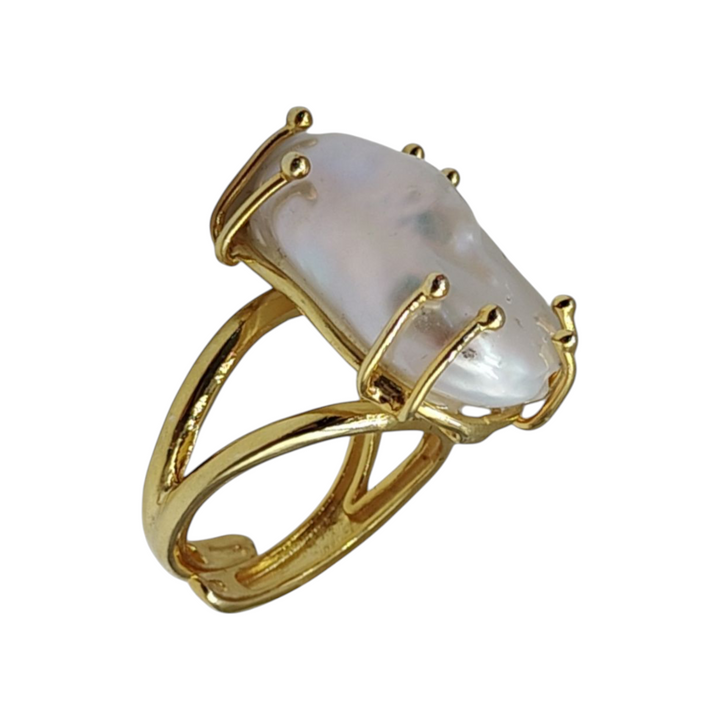Square ring in scaramazza pearl mounted on gold-plated silver