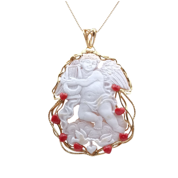 Collana ciondolo "angelo dell'amore" in cammeo sardonico montato su argento