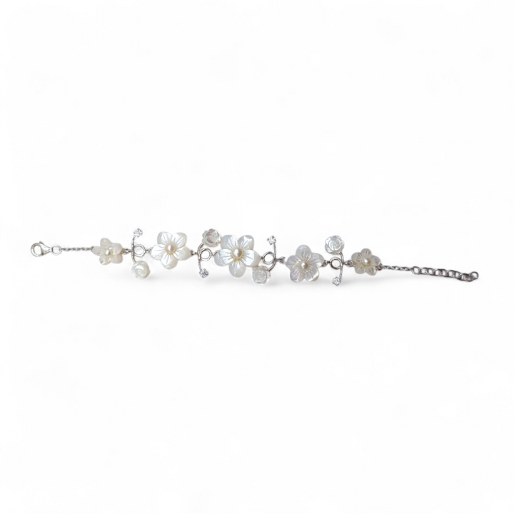 Bracciale con Fiori in Madreperla e Zirconi montato in Argento