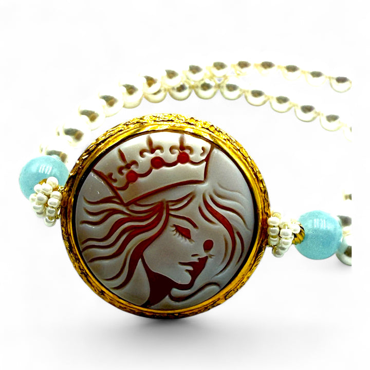 Bracciale “Regina di cuori” di cammeo sardonico montato in argento