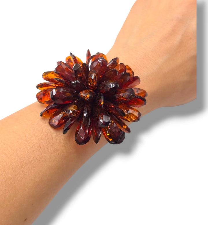 Bracciale “fiore” di ambra marrone del Baltico